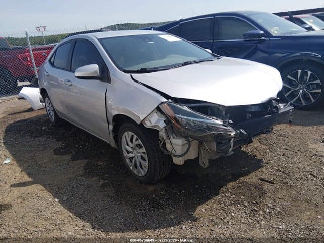 2018 TOYOTA COROLLA LE 1