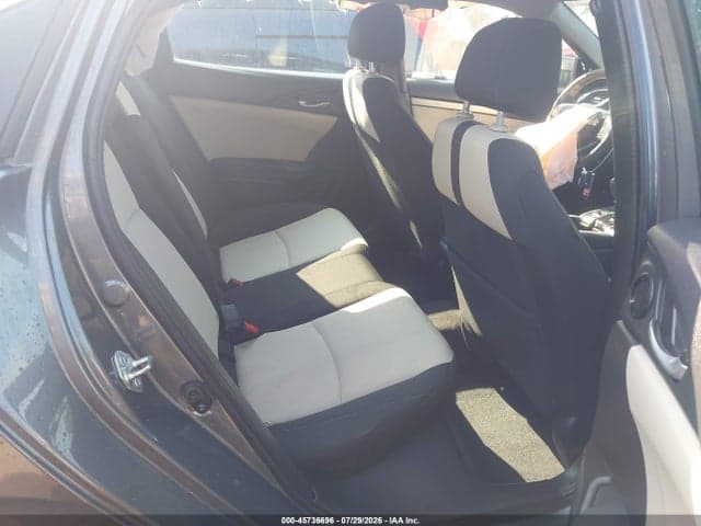2018 HONDA CIVIC EX 8