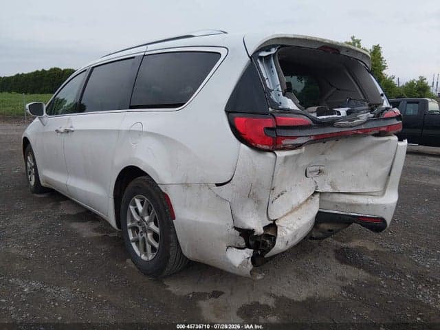 2021 CHRYSLER PACIFICA TOURING L 3