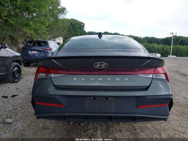 2025 HYUNDAI ELANTRA SEL SPORT 17
