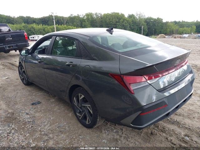 2025 HYUNDAI ELANTRA SEL SPORT 3