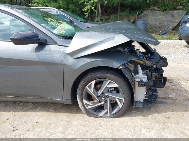 2025 HYUNDAI ELANTRA SEL SPORT 21