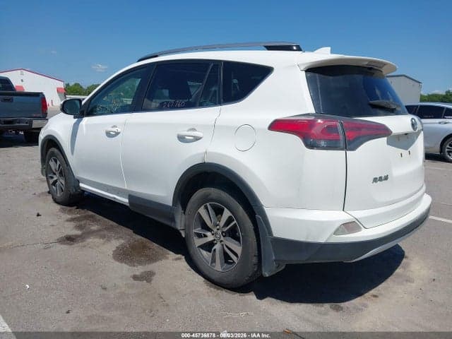 2018 TOYOTA RAV4 XLE 3