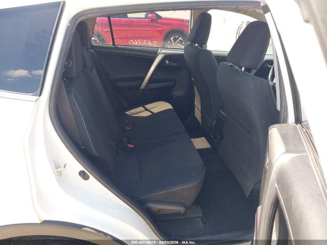 2018 TOYOTA RAV4 XLE 8