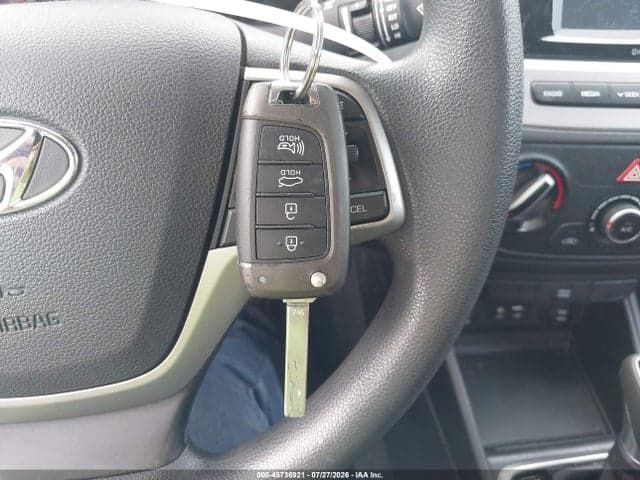 2019 HYUNDAI ACCENT SE 11
