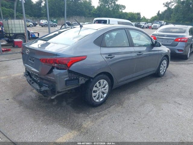 2019 HYUNDAI ACCENT SE 4