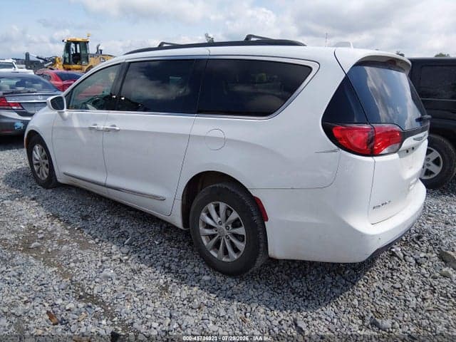 2017 CHRYSLER PACIFICA TOURING-L 3