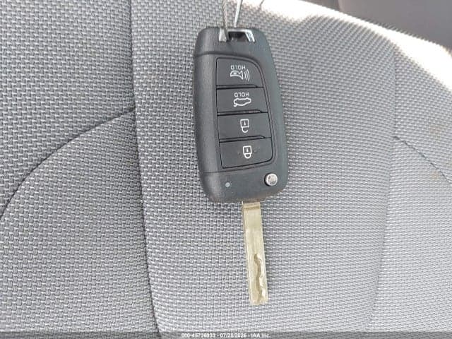 2026 HYUNDAI ELANTRA SE 11