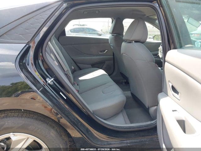 2026 HYUNDAI ELANTRA SE 8