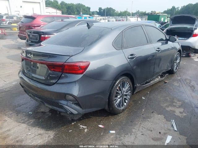 2024 KIA FORTE GT-LINE 4
