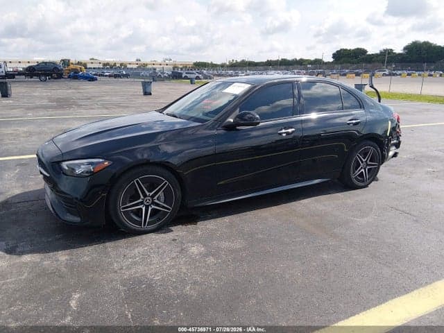 2025 MERCEDES-BENZ C 300 2
