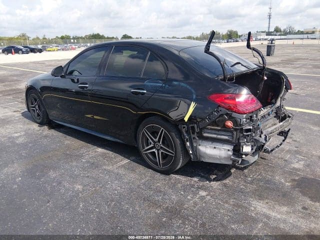 2025 MERCEDES-BENZ C 300 3