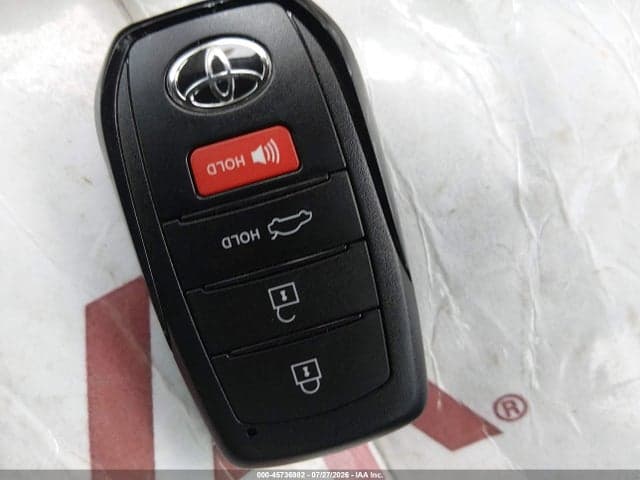2025 TOYOTA COROLLA LE 11