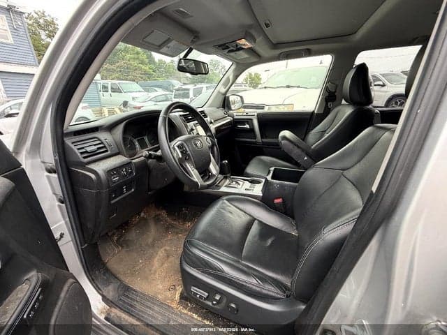 2017 TOYOTA 4RUNNER 5