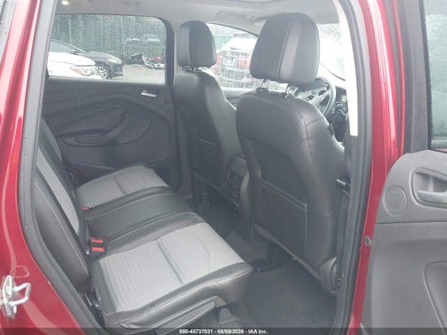 2017 FORD ESCAPE SE 8