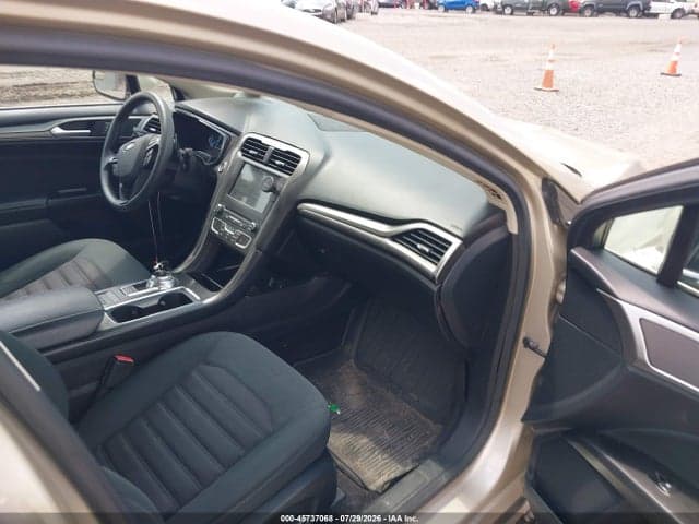 2017 FORD FUSION SE 5