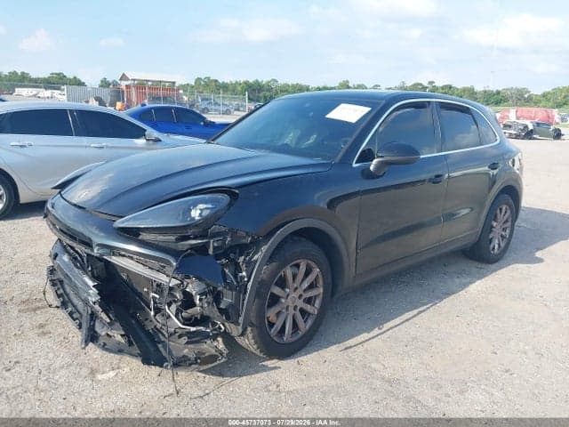 2020 PORSCHE CAYENNE 2