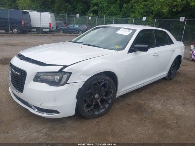 2020 CHRYSLER 300 TOURING 2