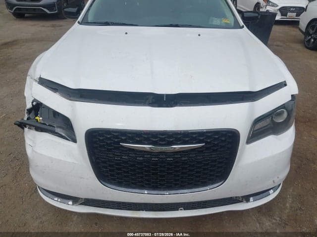 2020 CHRYSLER 300 TOURING 6