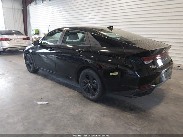 2023 HYUNDAI ELANTRA SEL 3