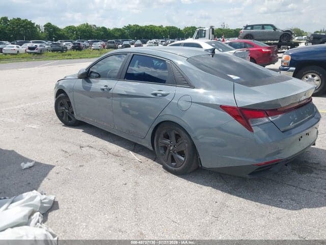 2021 HYUNDAI ELANTRA SEL 3