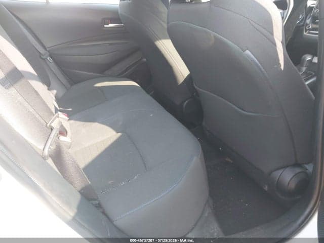 2021 TOYOTA COROLLA SE 8