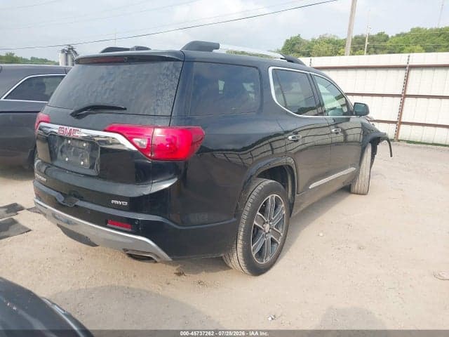 2017 GMC ACADIA DENALI 4