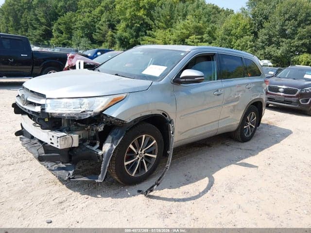 2018 TOYOTA HIGHLANDER XLE 2
