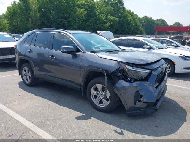 2025 TOYOTA RAV4 XLE 1