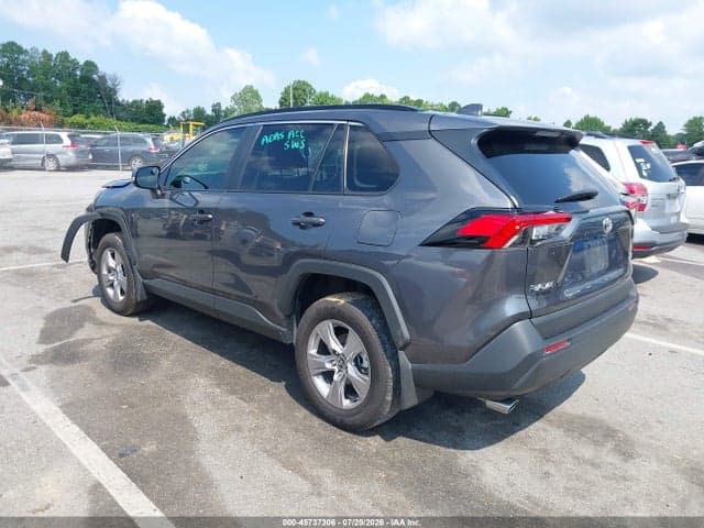 2025 TOYOTA RAV4 XLE 3