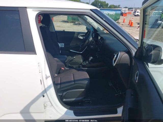 2023 KIA SOUL LX 5