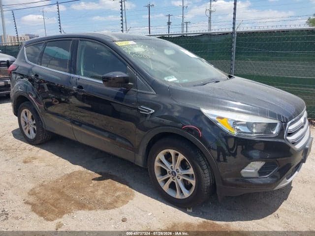 2019 FORD ESCAPE SE 1