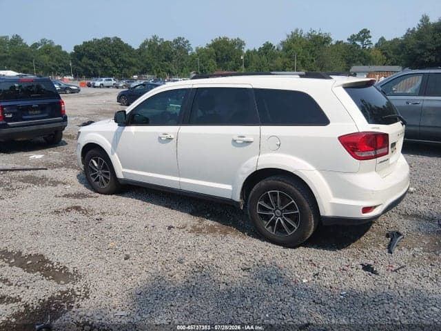 2019 DODGE JOURNEY SE 3