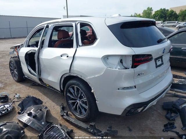 2026 BMW X5 PHEV XDRIVE50E 3