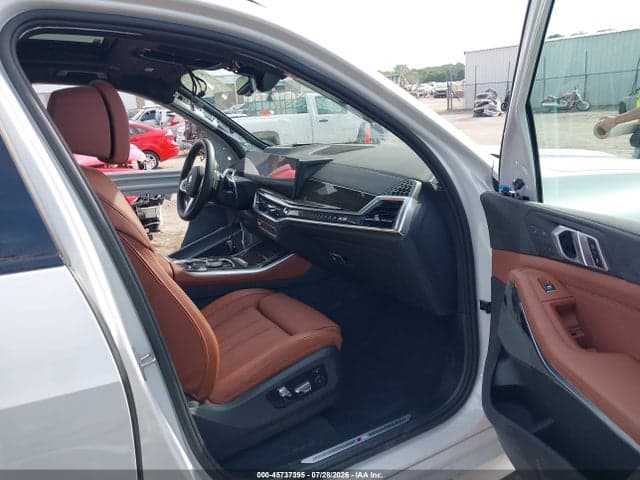 2026 BMW X5 PHEV XDRIVE50E 5