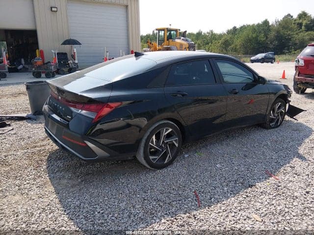 2025 HYUNDAI ELANTRA HYBRID SEL SPORT 4