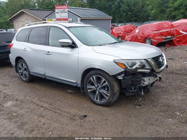 2018 NISSAN PATHFINDER PLATINUM 1