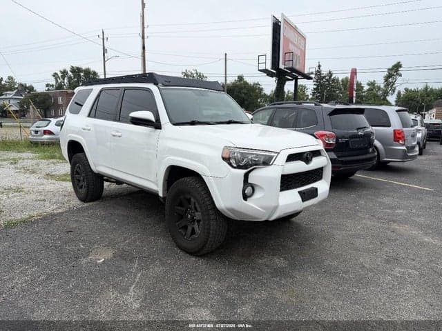 2017 TOYOTA 4RUNNER SR5 - 1
