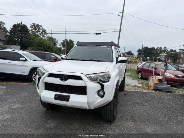 2017 TOYOTA 4RUNNER SR5 6
