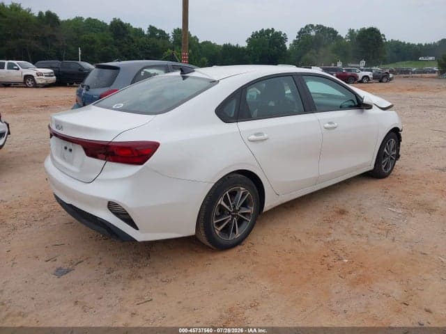 2023 KIA FORTE LXS 4
