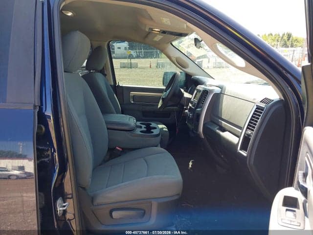 2017 RAM 1500 SLT 4X2 6'4 BOX 5
