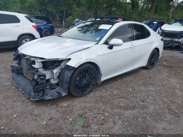 2021 TOYOTA CAMRY XSE 2