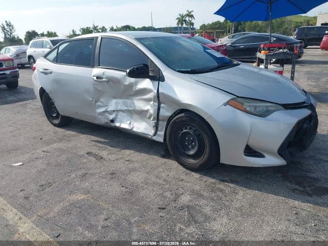 2018 TOYOTA COROLLA LE - 1