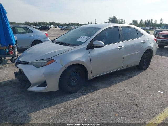 2018 TOYOTA COROLLA LE 2