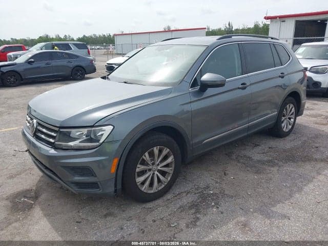2018 VOLKSWAGEN TIGUAN 2.0T SE/2.0T SEL 2