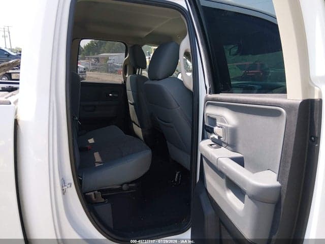2017 RAM 1500 BIG HORN 4X4 6'4 BOX 8