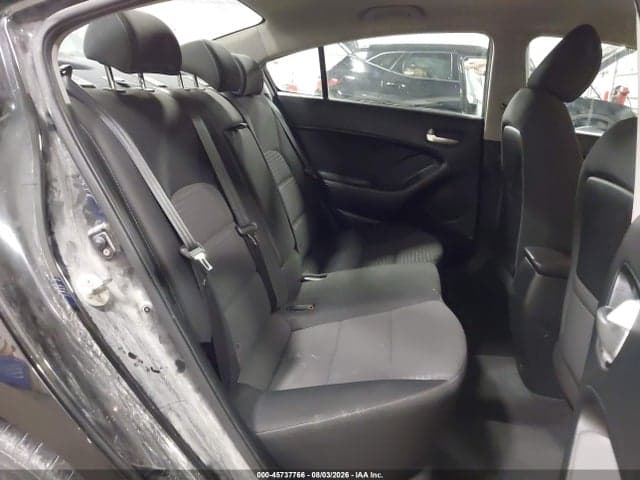 2017 KIA FORTE LX 8