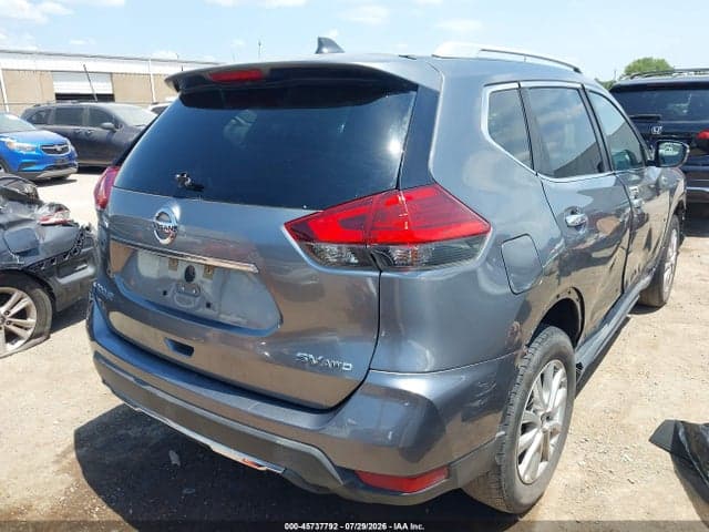 2017 NISSAN ROGUE SV 4