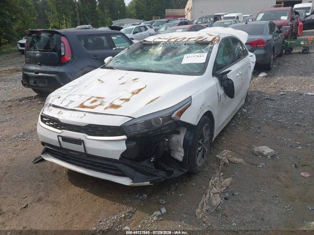 2023 KIA FORTE LXS 2