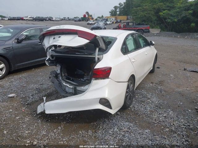 2023 KIA FORTE LXS 4